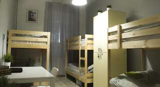 Хостел «Бла Бла»  Краснодар Кровать в общем шестиместном номере для мужчин-2