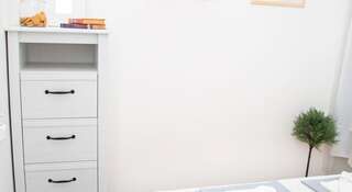 Хостел «Бла Бла»  Краснодар Классический двухместный номер с 1 кроватью и видом на город-4