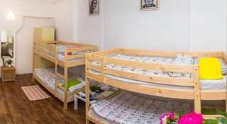 Хостел «Бла Бла»  Краснодар Кровать в общем 6-местном номере-4